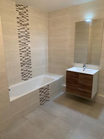 Appartement 3 pièces - 73m² - Balcon