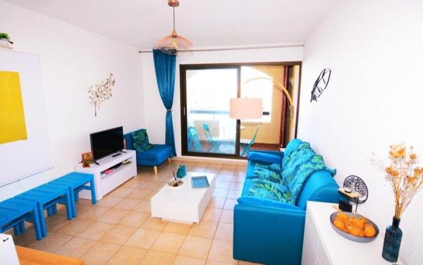 studio très jolie vue sur l'étang