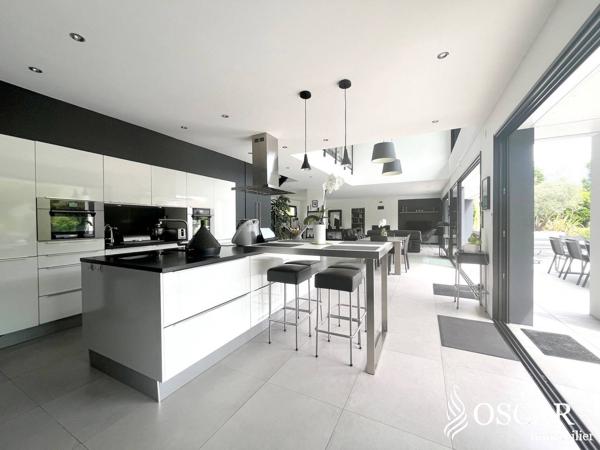 Maison à vendre - Sucé-sur-Erdre 12 pièces de 262 m²