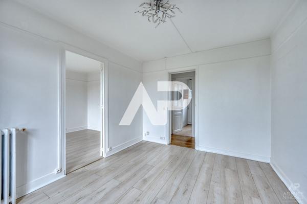 Appartement Suresnes 2 pièce(s) 38.26 m2 €250 000 ** - Référence 19252