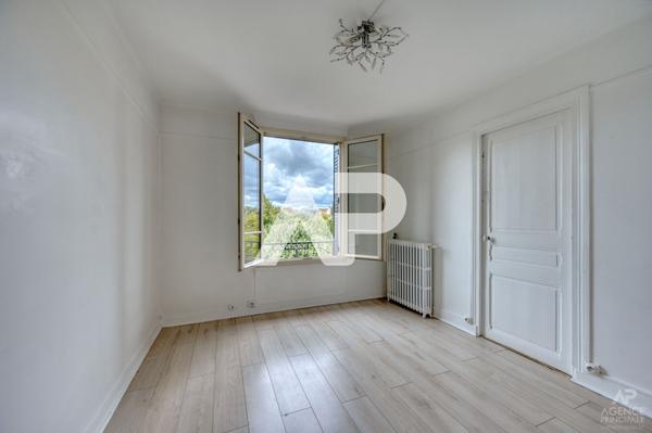 Appartement Suresnes 2 pièce(s) 38.26 m2 €250 000 ** - Référence 19252