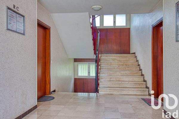 Location appartement 5 pièces 93 m² Meulan-en-Yvelines