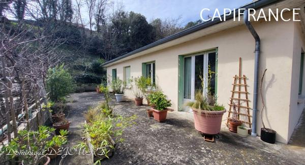 EXCLUSIVITÉ, Ardèche SAINT SAUVEUR DE MONTAGUT - GRANDE MAISON - 4 chambres - Très grands garages en RDC