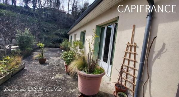 EXCLUSIVITÉ, Ardèche SAINT SAUVEUR DE MONTAGUT - GRANDE MAISON - 4 chambres - Très grands garages en RDC