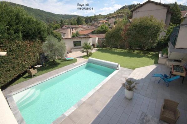 Maison à FIRMINY, 42700 - 7 pièces 159m²