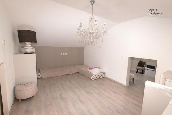 Maison à FIRMINY, 42700 - 7 pièces 159m²