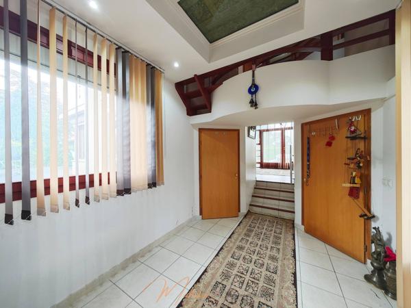 Maison 5 pièces 190m² à vendre à Prévessin-Moëns 01280