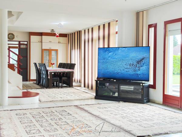 Maison 5 pièces 190m² à vendre à Prévessin-Moëns 01280