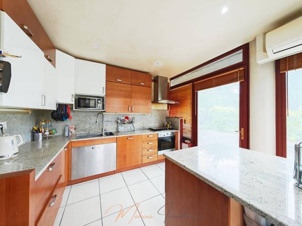 Maison 5 pièces 190m² à vendre à Prévessin-Moëns 01280