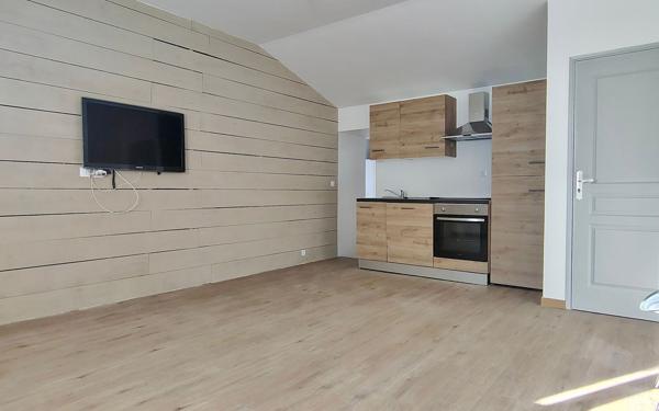 Maison à vendre    2 pièces •  Marennes