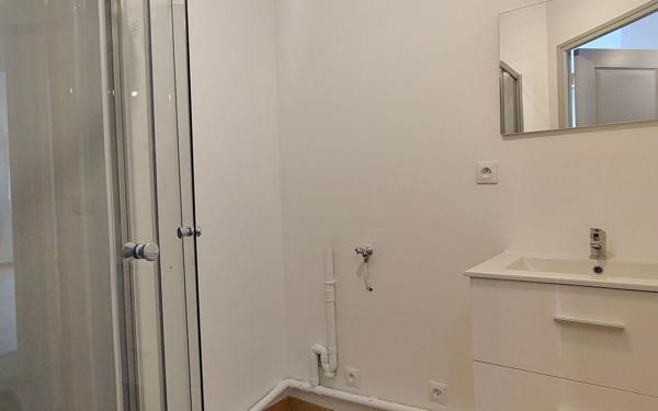 Maison à vendre    2 pièces •  Marennes