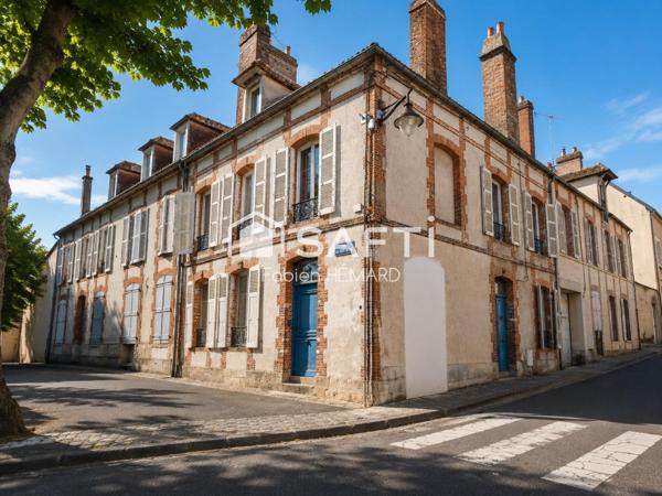 MAISON HYPER CENTRE VILLE