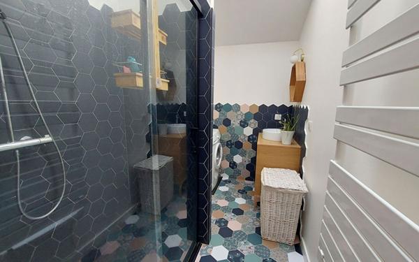 Maison à louer    5 pièces •  Castries