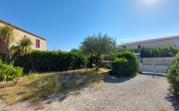 Maison à louer    5 pièces •  Castries