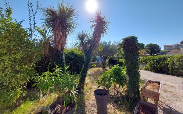 Maison à louer    5 pièces •  Castries