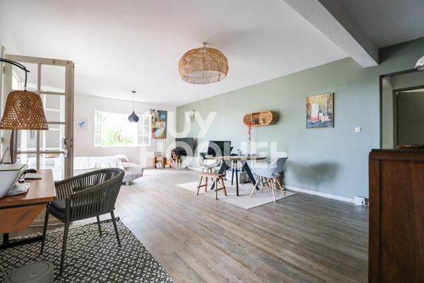 VILLA T6/7 avec piscine + Garage