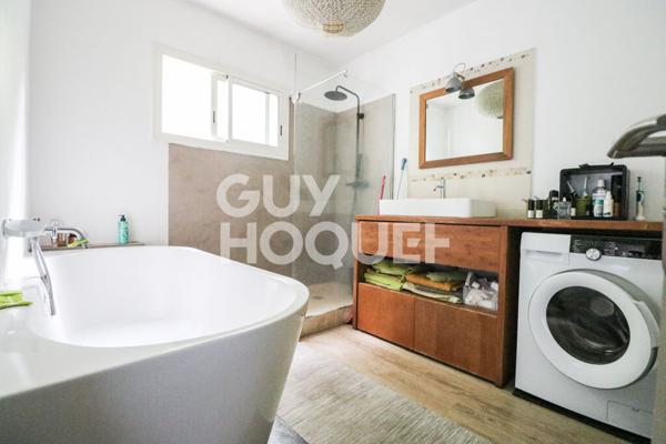 VILLA T6/7 avec piscine + Garage