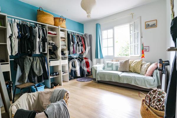 VILLA T6/7 avec piscine + Garage