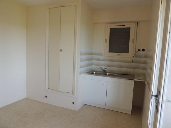 À vendre - Maison individuelle, 6 pièces située à Villefranche-de-Rouergue (12200)