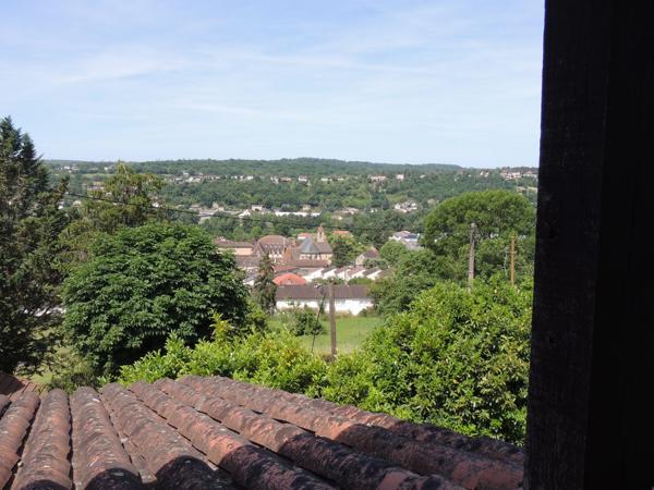 À vendre - Maison individuelle, 6 pièces située à Villefranche-de-Rouergue (12200)