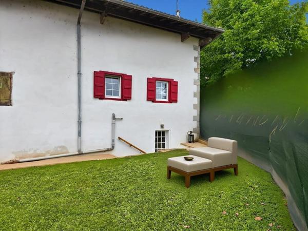 Maison  ancienne rénovée 5 pièce(s) 140 m2 jardin 75 m2