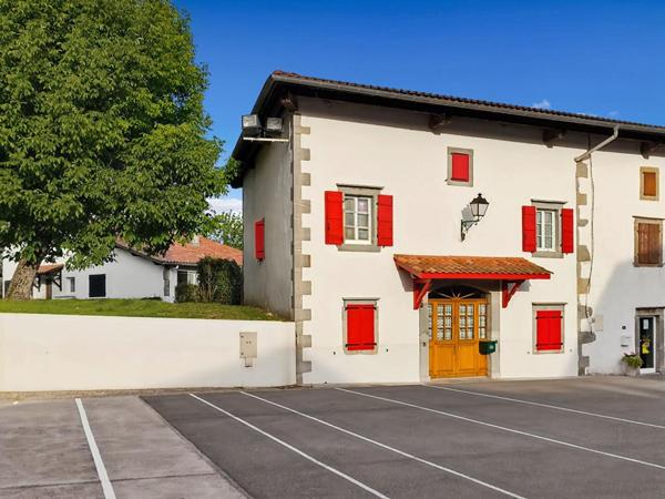 Maison  ancienne rénovée 5 pièce(s) 140 m2 jardin 75 m2