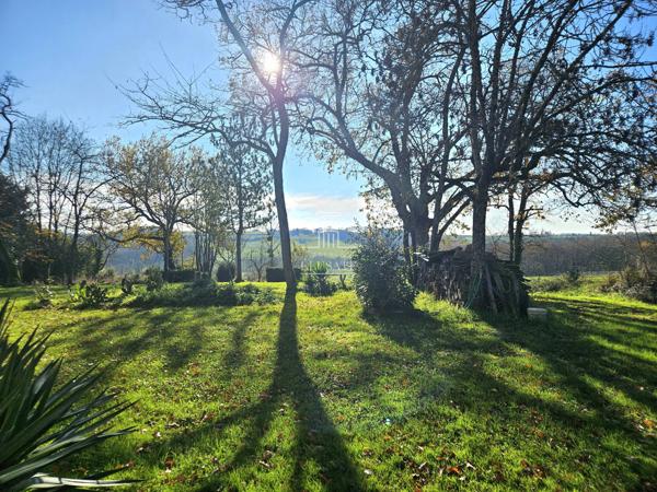 Montréal (32250) MAISON EN PIERRE T5 - 170M² A LA CAMPAGNE / PROCHE MONTREAL