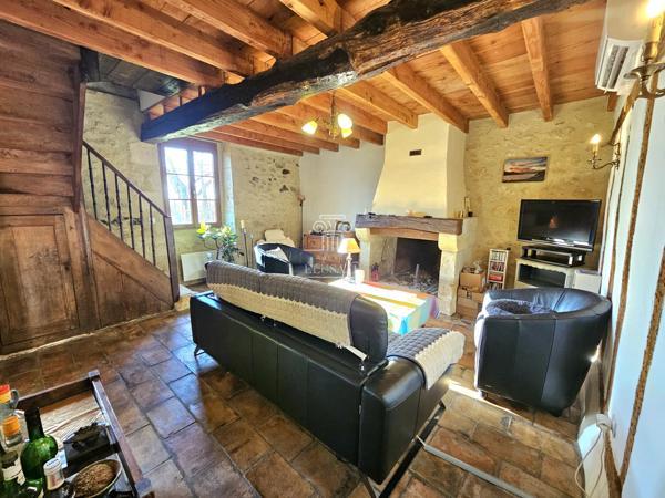 Montréal (32250) MAISON EN PIERRE T5 - 170M² A LA CAMPAGNE / PROCHE MONTREAL