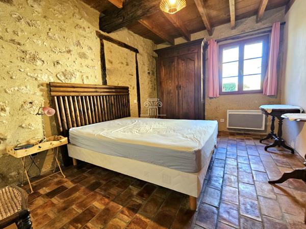 Montréal (32250) MAISON EN PIERRE T5 - 170M² A LA CAMPAGNE / PROCHE MONTREAL