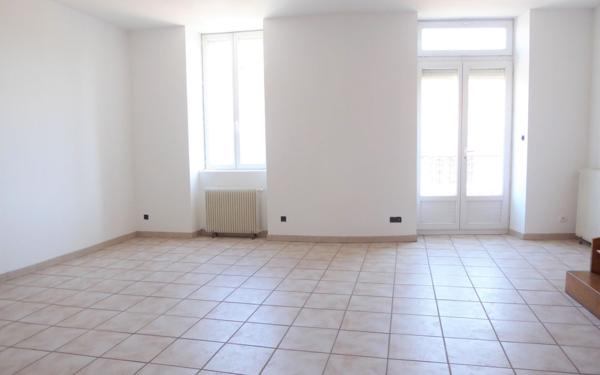 Appartement à louer    3 pièces •  Le Creusot