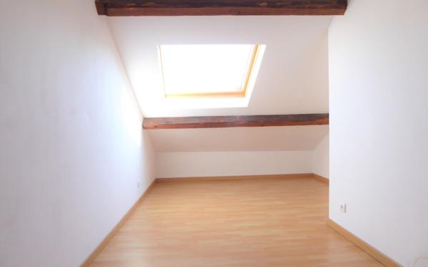 Appartement à louer    3 pièces •  Le Creusot