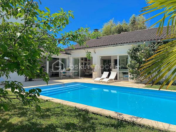 Maison contemporaine de 215 m²