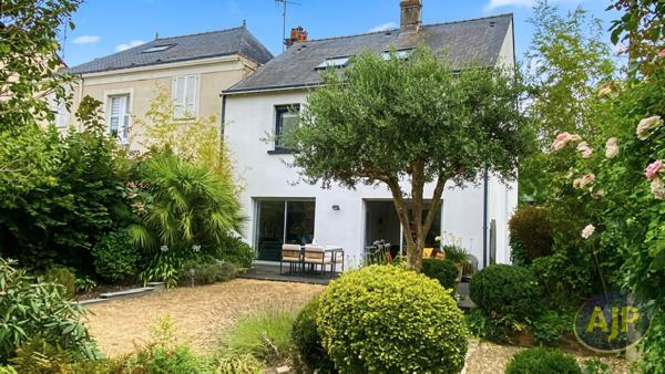 Biens de prestige à vendre Angers : maison 865 000€ - AJP Immobilier Angers