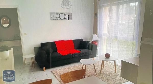 Appartement à louer 3 pièces 58.6m² Arras (62000)