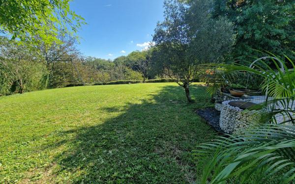 Maison à vendre    6 pièces •  Villefranque