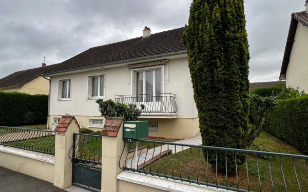 Maison à vendre    5 pièces •  Nogent-le-Rotrou