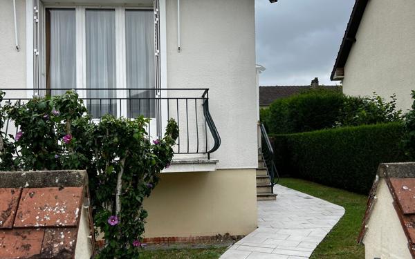 Maison à vendre    5 pièces •  Nogent-le-Rotrou