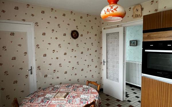 Maison à vendre    5 pièces •  Nogent-le-Rotrou