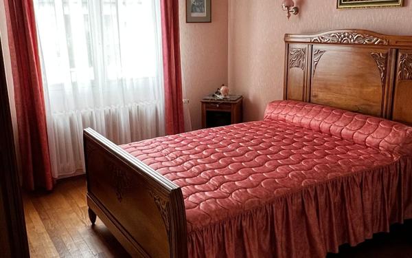 Maison à vendre    5 pièces •  Nogent-le-Rotrou