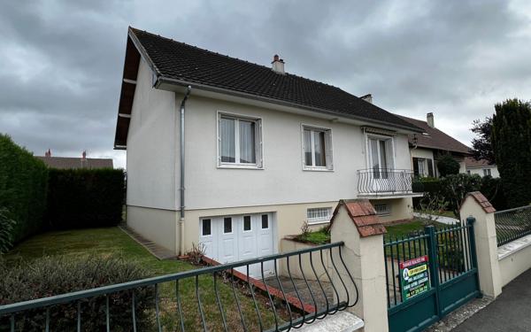 Maison à vendre    5 pièces •  Nogent-le-Rotrou