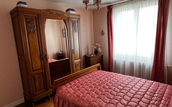 Maison à vendre    5 pièces •  Nogent-le-Rotrou