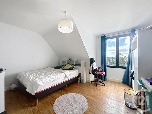 Maison à vendre  6 pièces - 117,47 m 2   GUILERS  - 29