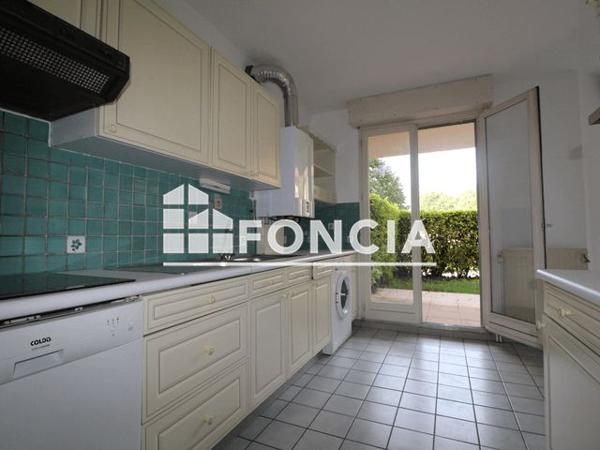 Location Appartement 3 pièces 65.12 m² - 133 RUE MARECHAL DE LATTRE DE TASSIGNY Voreppe 38340