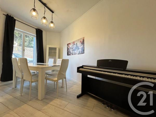 Maison à vendre  5 pièces - 97 m 2   ST QUENTIN  - 02