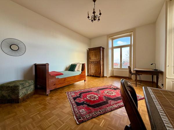 Appartement - 4 pièces - 146 m²