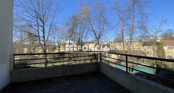 Location Appartement 4 pièces 79.35 m² - Champs-sur-marne 77420
