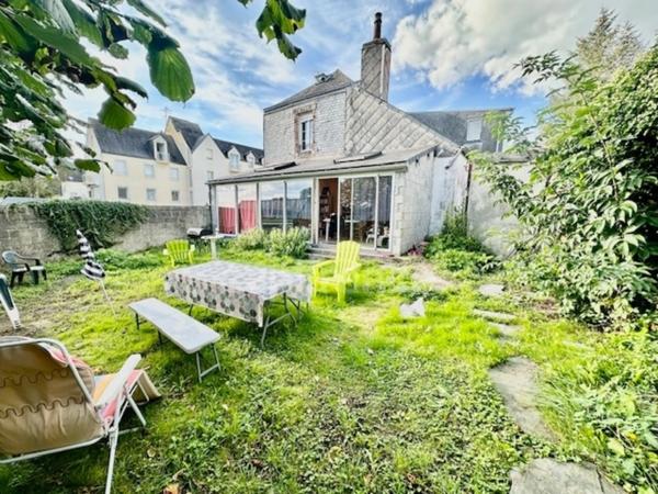 Immeuble de deux lots à vendre CARHAIX-PLOUGUER (29)