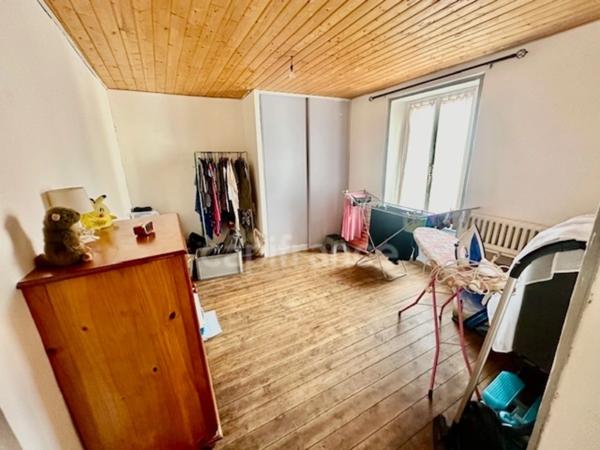 Immeuble de deux lots à vendre CARHAIX-PLOUGUER (29)