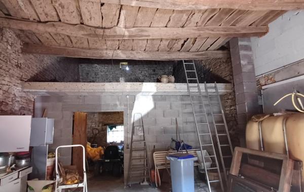 Vente Maison Typique Jurassienne à rafraîchir Montrevel   