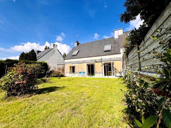 Maison  5 pièces 121 m2- 4 chambres- Garage